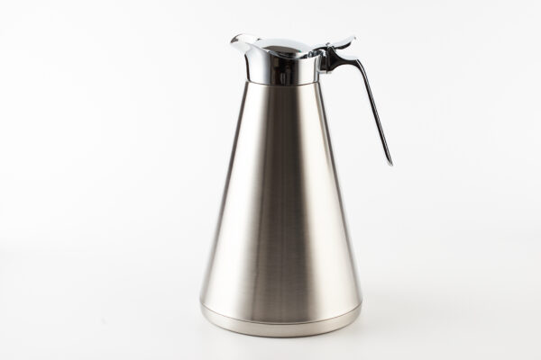 DSC03565 600x400 - 1.0L 1.5L 2L Wall Vacuum Insulated Stainless Steel  Zin alloy handle design  Tea and Coffee Pot